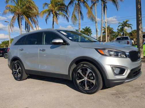2017 Kia Sorento EX