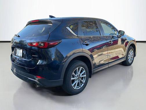 2022 Mazda CX-5 2.5 S Preferred Package