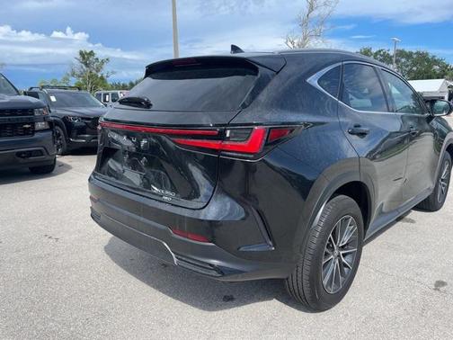 2025 Lexus NX 350 Premium
