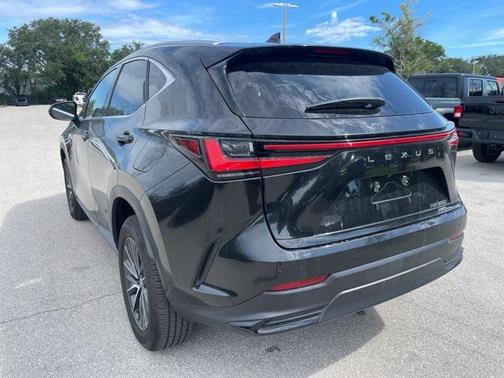 2025 Lexus NX 350 Premium