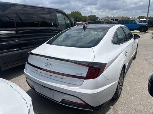 Hyper White 2021 Hyundai SONATA Limited 2.0T