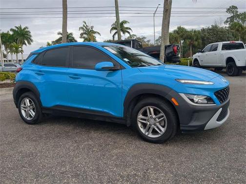 2022 Hyundai KONA SE