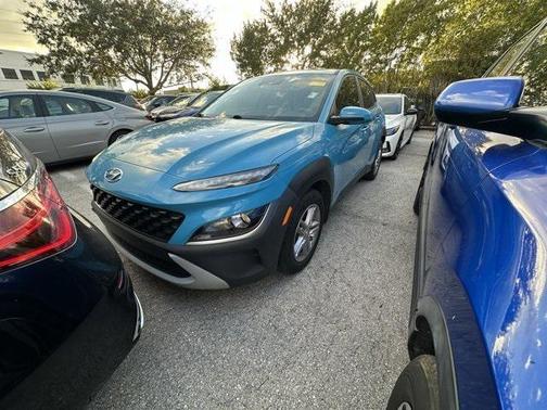 2022 Hyundai KONA SE
