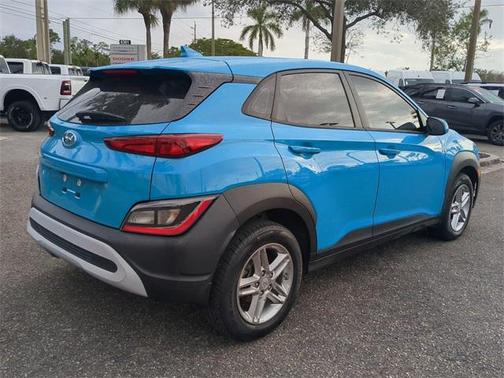 2022 Hyundai KONA SE