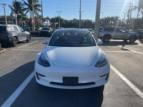 2023 Tesla Model 3 Standard Range