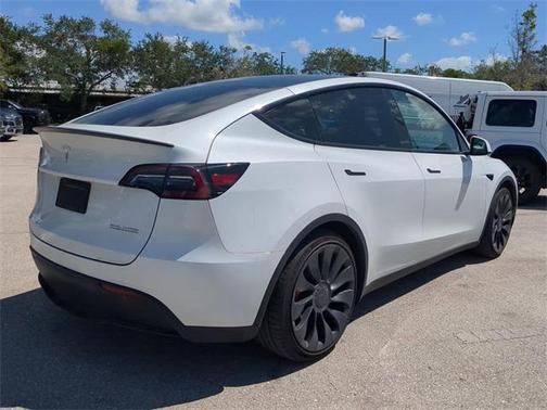 2023 Tesla Model Y Performance Dual Motor All-Wheel Drive