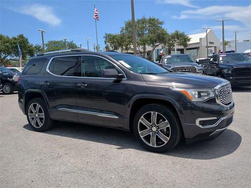 2017 GMC Acadia Denali