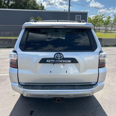 Classic Silver Metallic 2018 Toyota 4Runner TRD Off Road Premium