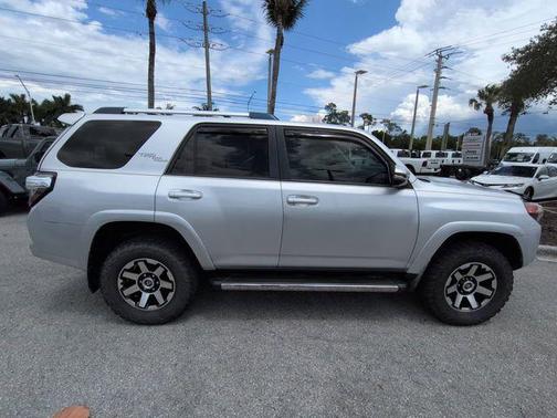 Classic Silver Metallic 2018 Toyota 4Runner TRD Off Road Premium