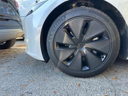 2024 Tesla Model 3 Long Range