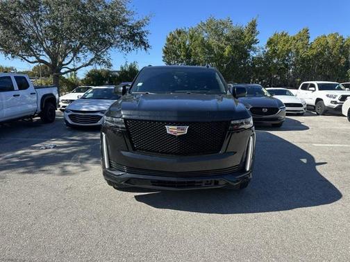 2023 Cadillac Escalade Sport