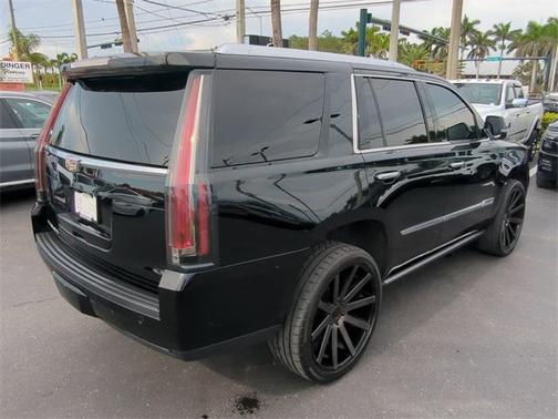 2017 Cadillac Escalade Premium Luxury