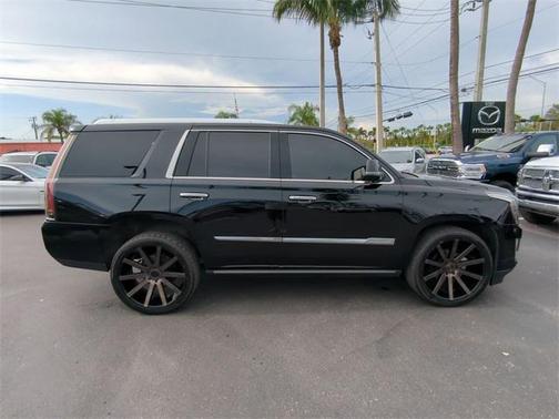 2017 Cadillac Escalade Premium Luxury