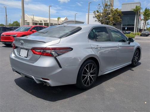 2021 Toyota Camry SE