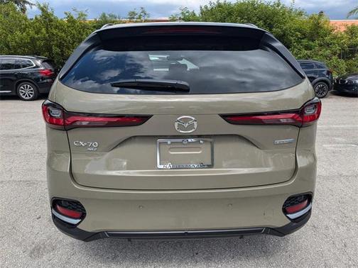 2025 Mazda CX-70 PHEV Premium Package