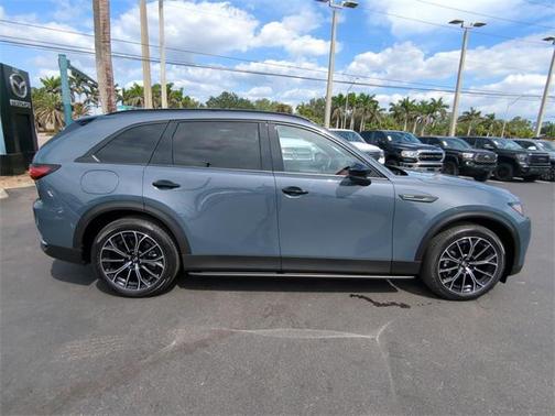 2025 Mazda CX-70 PHEV Premium Plus Package