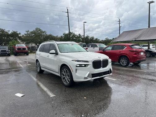 2023 BMW X7 xDrive40i