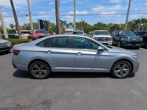 2023 Volkswagen Jetta 1.5T SE