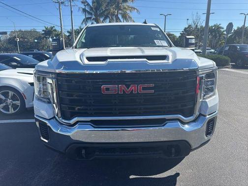 2022 GMC Sierra 2500 Pro