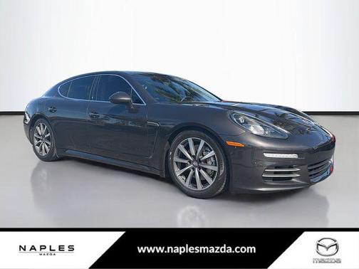 2014 Porsche Panamera 4S