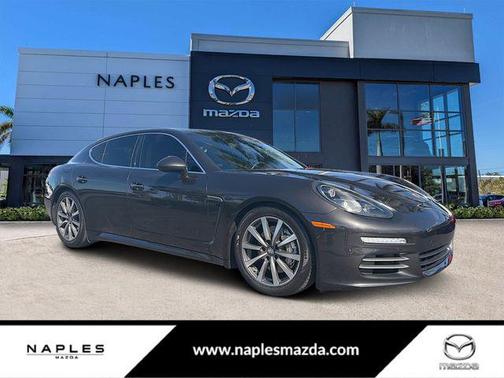 2014 Porsche Panamera 4S