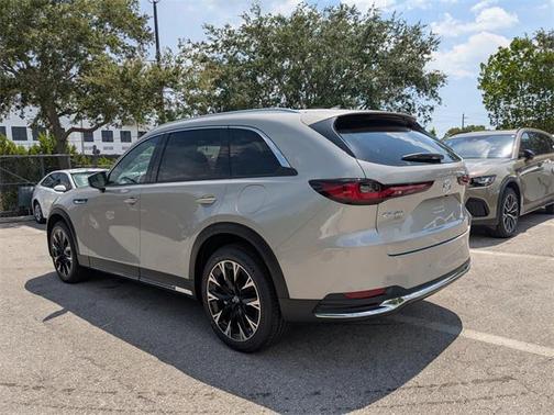 2025 Mazda CX-90 PHEV Premium Plus