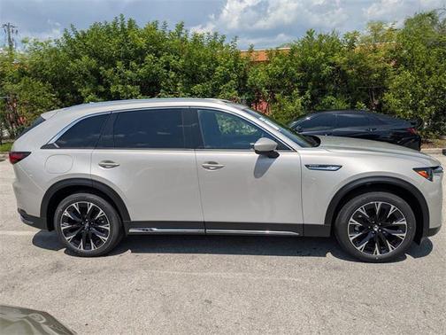 2025 Mazda CX-90 PHEV Premium Plus