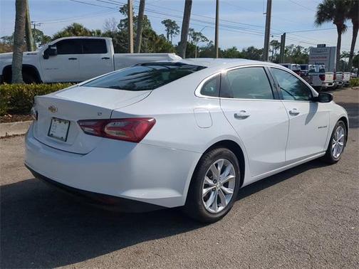 2021 Chevrolet Malibu FWD LT