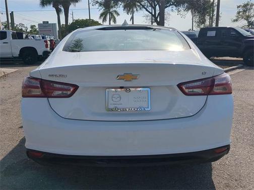 2021 Chevrolet Malibu FWD LT