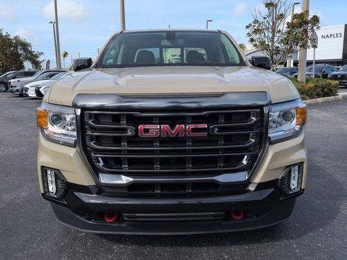Desert Sand Metallic 2022 GMC Canyon AT4