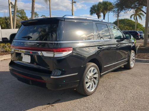 2024 Lincoln Navigator Reserve
