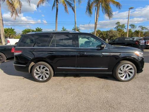 2024 Lincoln Navigator Reserve