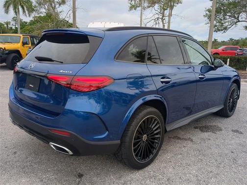 2023 Mercedes-Benz GLC 300 4MATIC