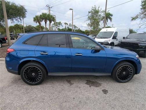 2023 Mercedes-Benz GLC 300 4MATIC