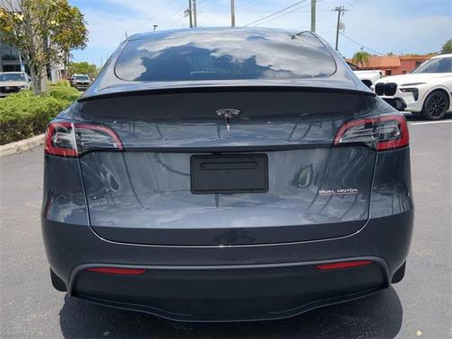 2022 Tesla Model Y Performance Dual Motor All-Wheel Drive