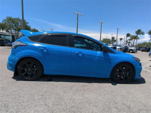 2017 Ford Focus RS Base