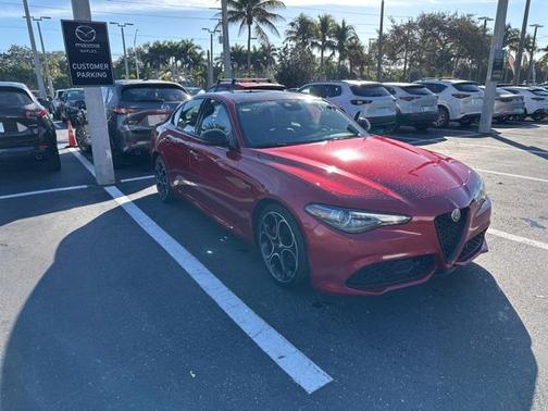 2023 Alfa Romeo Giulia Veloce RWD