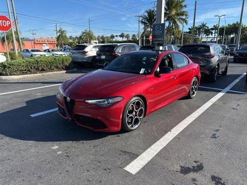 2023 Alfa Romeo Giulia Veloce RWD