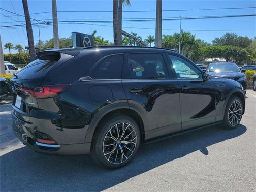 2025 Mazda CX-70 PHEV Premium Plus Package