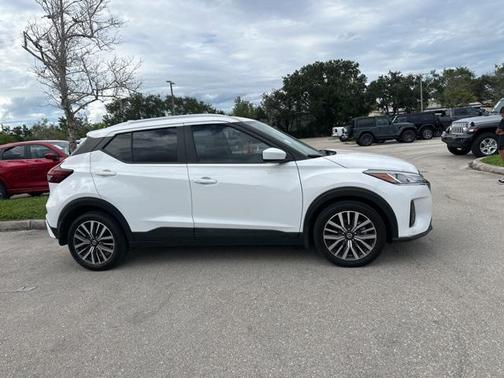 2021 Nissan Kicks SV