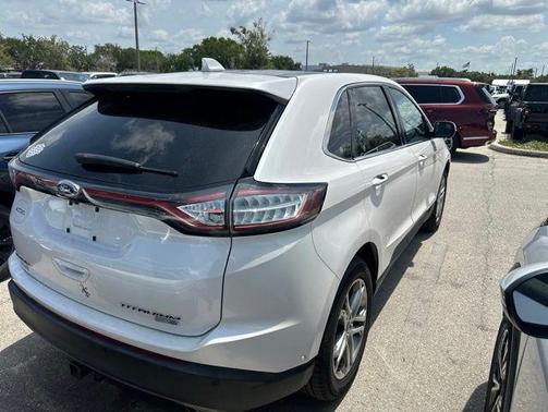 White Platinum Clearcoat Metallic 2016 Ford Edge Titanium