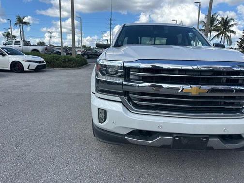 2016 Chevrolet Silverado 1500 High Country