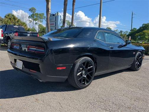 2015 Dodge Challenger R/T Scat Pack
