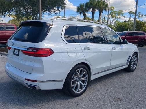 2022 BMW X7 xDrive40i