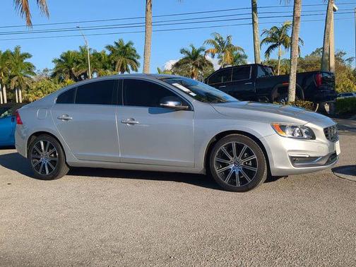 2016 Volvo S60 Inscription T5 Drive-E Premier