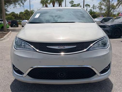 2020 Chrysler Pacifica Limited