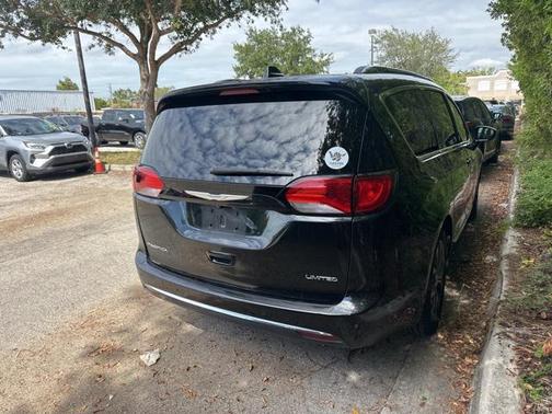 2018 Chrysler Pacifica Limited