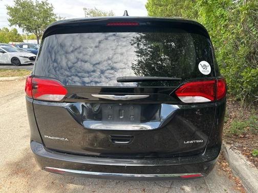 2018 Chrysler Pacifica Limited