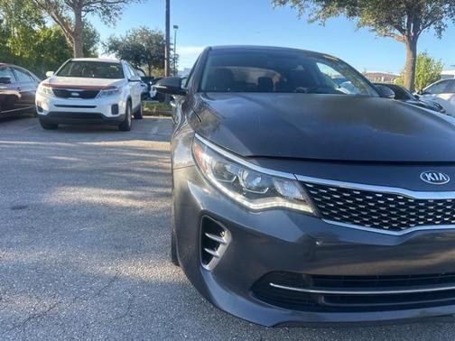 2017 Kia Optima SX Turbo