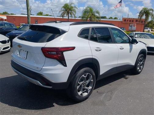 2024 Chevrolet Trax LT